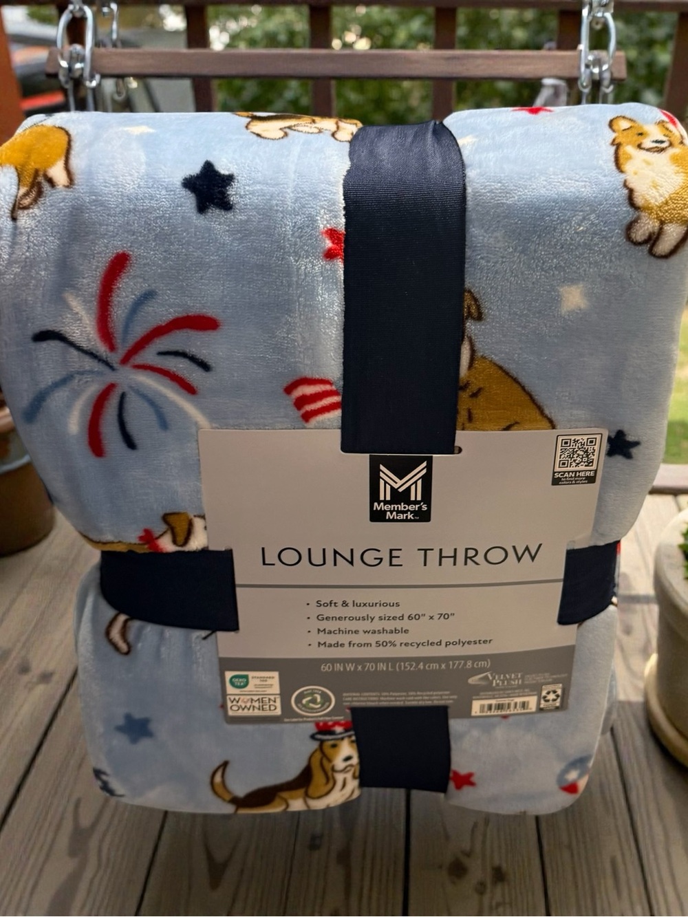Patriotic Blue Dog-Print Lounge Throw